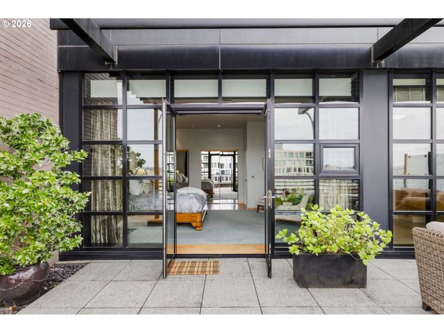 333 Nw 9TH Ave 1405, Portland, OR 97209
