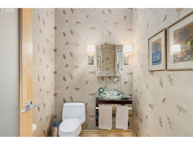 333 Nw 9TH Ave 1405, Portland, OR 97209