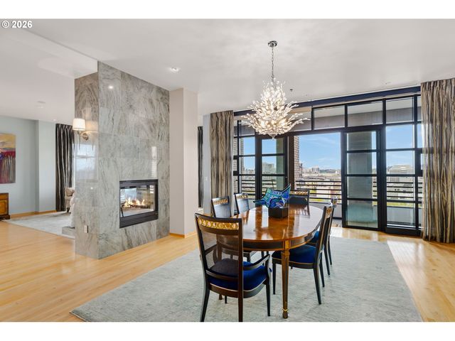 333 Nw 9TH Ave 1405, Portland, OR 97209