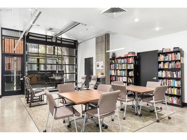 333 Nw 9TH Ave 1405, Portland, OR 97209