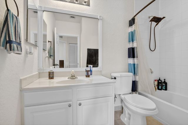 7400 Palomino Drive 524, Hollywood, FL 33024