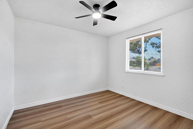 2845 E Swift Avenue, Fresno, CA 93726