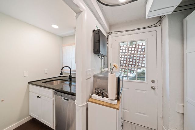 12 Marivista Ave, Waltham, MA 02451