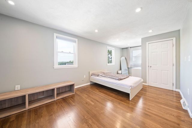 12 Marivista Ave, Waltham, MA 02451