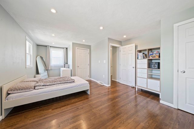 12 Marivista Ave, Waltham, MA 02451