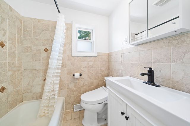 12 Marivista Ave, Waltham, MA 02451