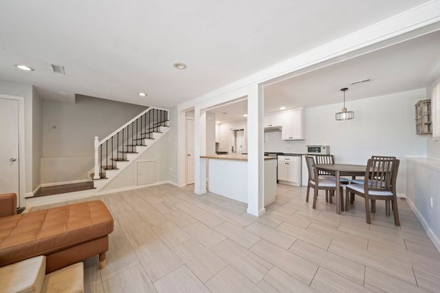 12 Marivista Ave, Waltham, MA 02451