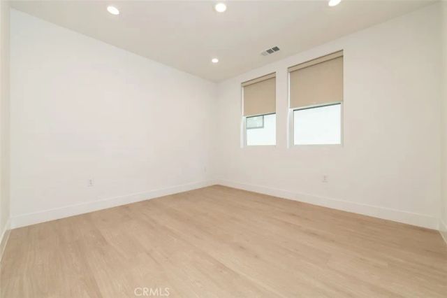 228 Stage, Irvine, CA 92618