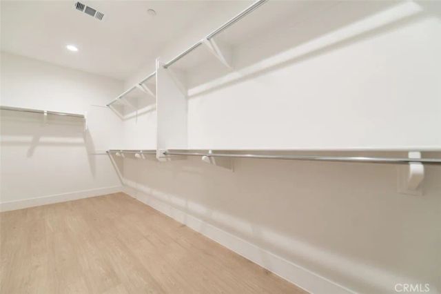 228 Stage, Irvine, CA 92618