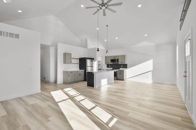 106 Lupine Avenue, Poynette, WI 53955