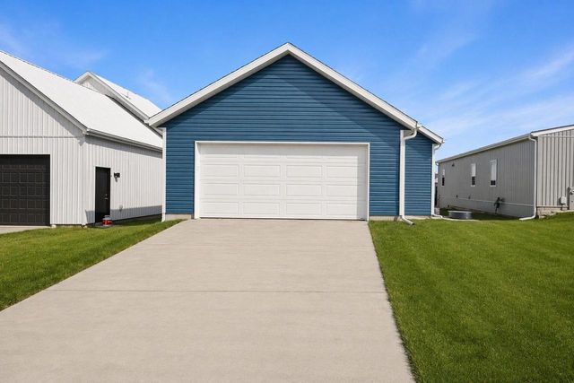106 Lupine Avenue, Poynette, WI 53955