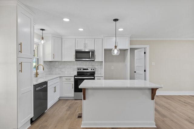 65 Rocky Creek Loop, Castalian Springs, TN 37031
