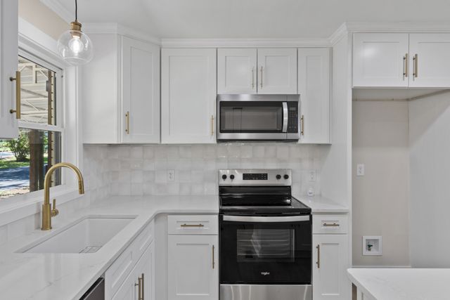 65 Rocky Creek Loop, Castalian Springs, TN 37031