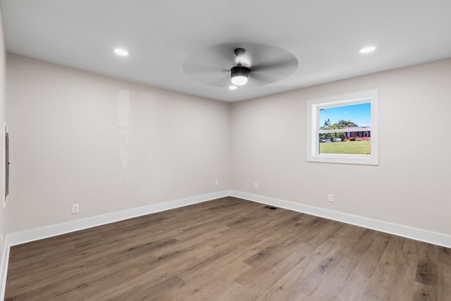 65 Rocky Creek Loop, Castalian Springs, TN 37031