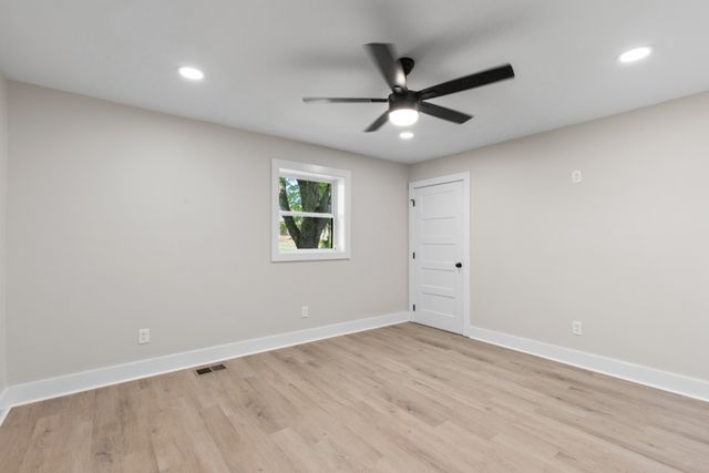 65 Rocky Creek Loop, Castalian Springs, TN 37031