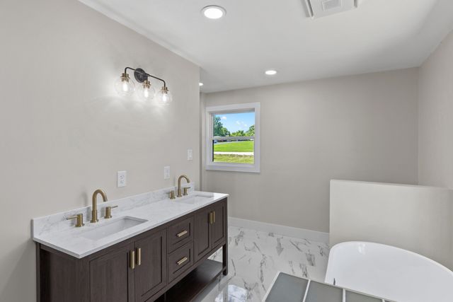 65 Rocky Creek Loop, Castalian Springs, TN 37031