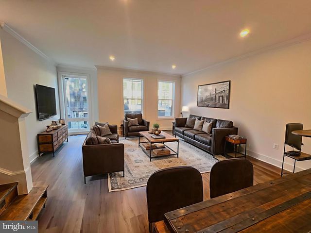 9404 DANDELION DR, Lorton, VA 22079