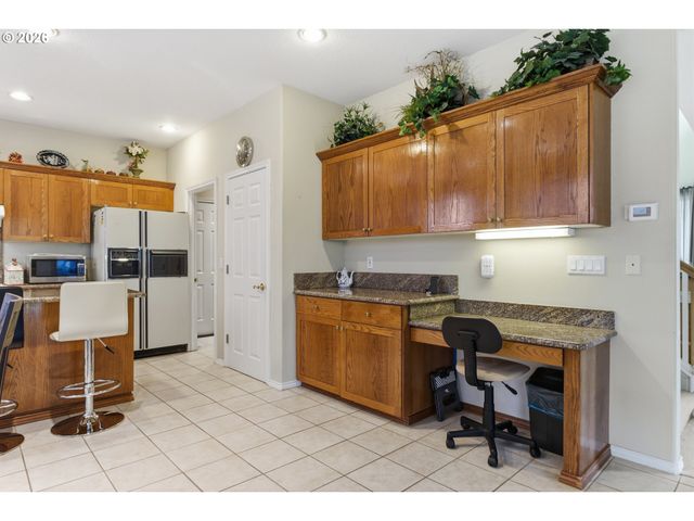 9016 Se EMILY PARK Way, Happy Valley, OR 97086