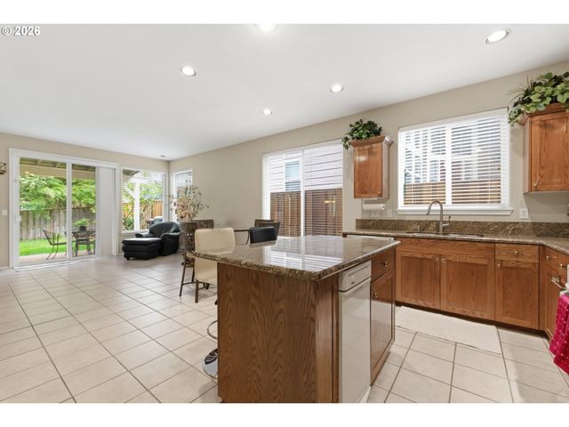 9016 Se EMILY PARK Way, Happy Valley, OR 97086