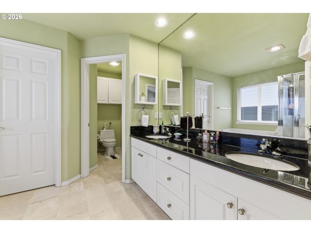 9016 Se EMILY PARK Way, Happy Valley, OR 97086