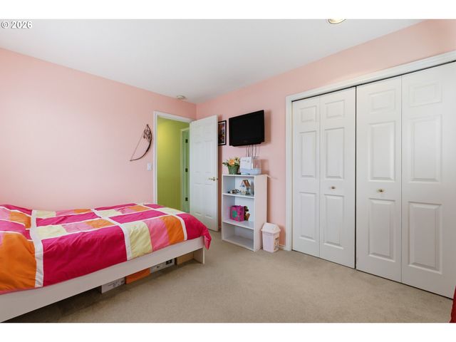 9016 Se EMILY PARK Way, Happy Valley, OR 97086