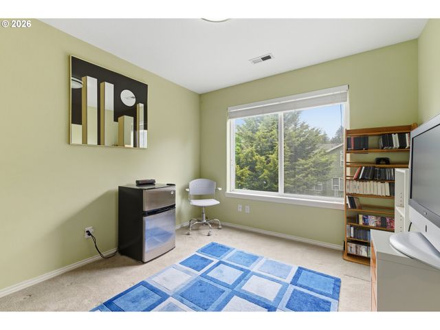 9016 Se EMILY PARK Way, Happy Valley, OR 97086