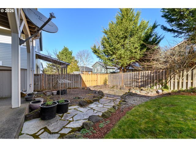 9016 Se EMILY PARK Way, Happy Valley, OR 97086