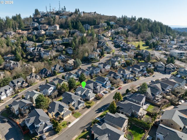 9016 Se EMILY PARK Way, Happy Valley, OR 97086