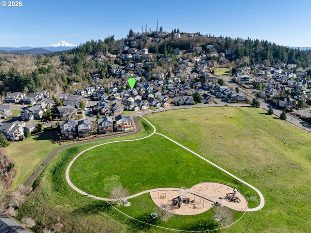 9016 Se EMILY PARK Way, Happy Valley, OR 97086