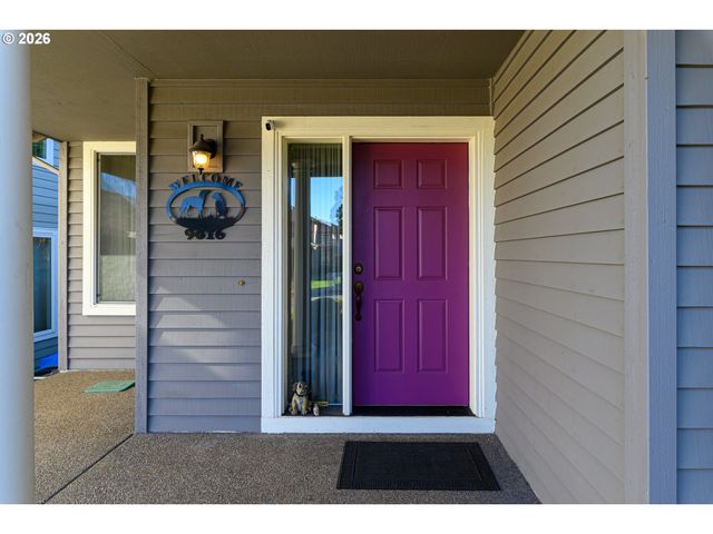 9016 Se EMILY PARK Way, Happy Valley, OR 97086