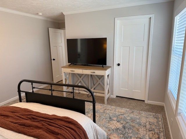 621 Laxson Rd, Pelham, TN 37366