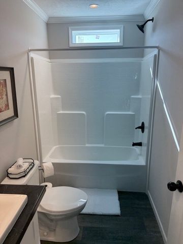 621 Laxson Rd, Pelham, TN 37366