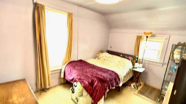 1716 W 7th Street, Davenport, IA 52802