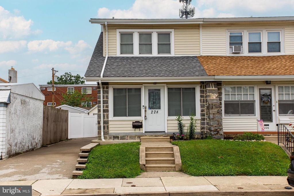 228 STANLEY AVE, HAVERTOWN, PA 19083 — exterior