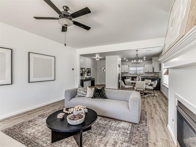 14524 Giverny Lane, Yukon, OK 73099