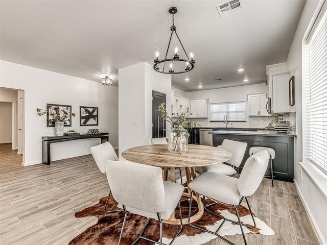 14524 Giverny Lane, Yukon, OK 73099