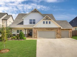 14524 Giverny Lane, Yukon, OK 73099