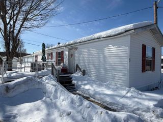5 Coreys Mobile Home Park, Littleton, NH 03561