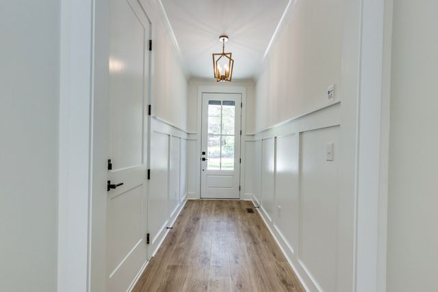 669A Westboro Dr, Nashville, TN 37209