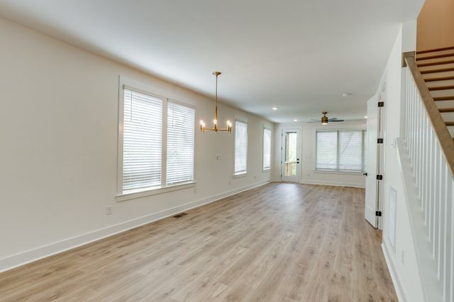 669A Westboro Dr, Nashville, TN 37209