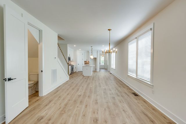 669A Westboro Dr, Nashville, TN 37209