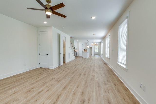 669A Westboro Dr, Nashville, TN 37209