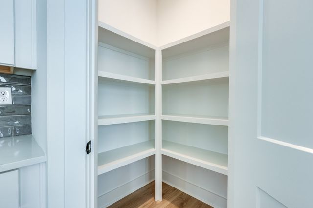 669A Westboro Dr, Nashville, TN 37209