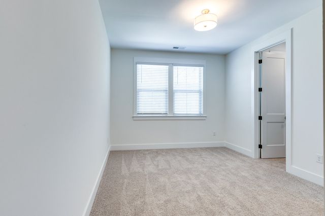 669A Westboro Dr, Nashville, TN 37209