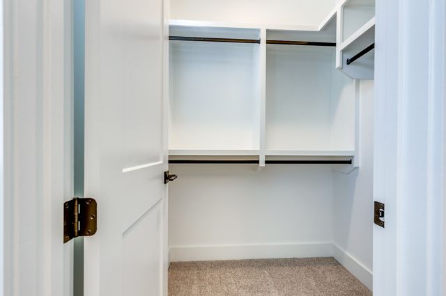 669A Westboro Dr, Nashville, TN 37209