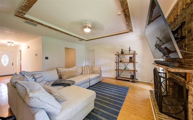 5410 Prince Drive, Lake Dallas, TX 75065