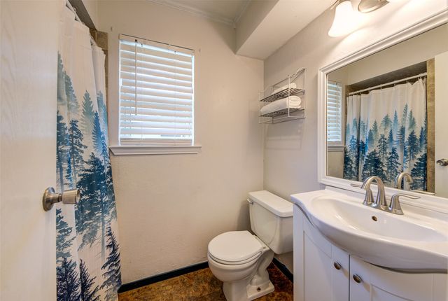 5410 Prince Drive, Lake Dallas, TX 75065