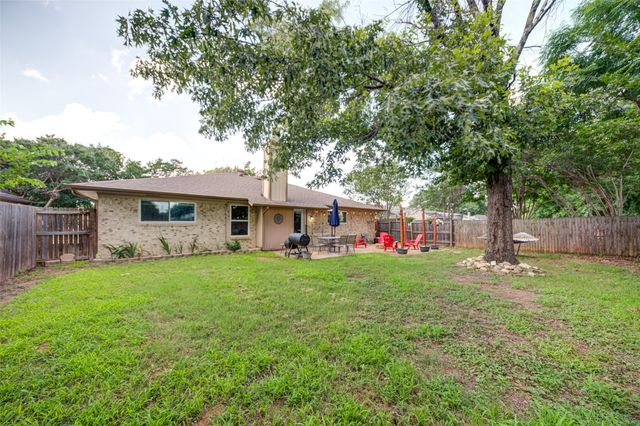 5410 Prince Drive, Lake Dallas, TX 75065