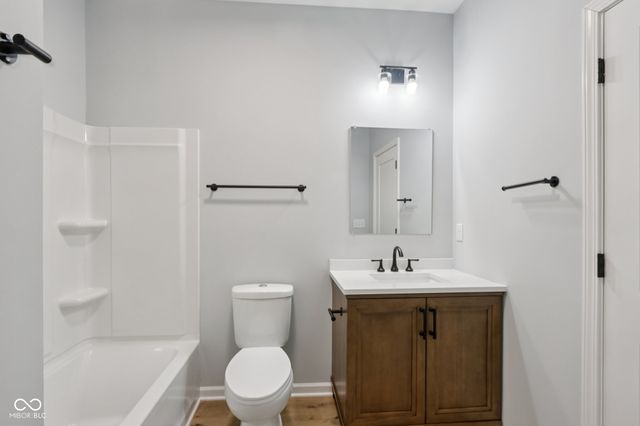 8355 Fieldfare Way, Indianapolis, IN 46237