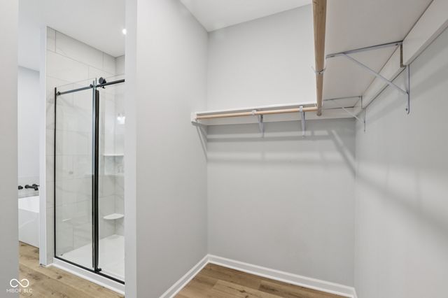 8355 Fieldfare Way, Indianapolis, IN 46237